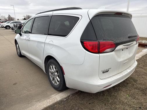 2020 Chrysler Voyager LXI