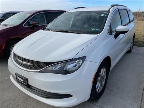 2020 Chrysler Voyager LXI