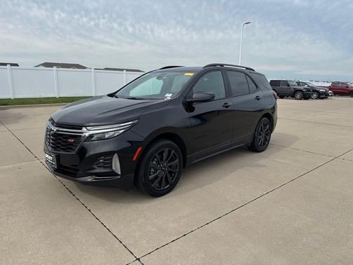 Mosaic Black Metallic 2023 Chevrolet Equinox RS