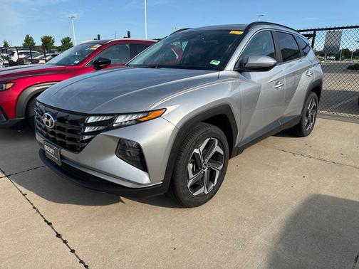 Shimmering Silver 2022 Hyundai TUCSON SEL