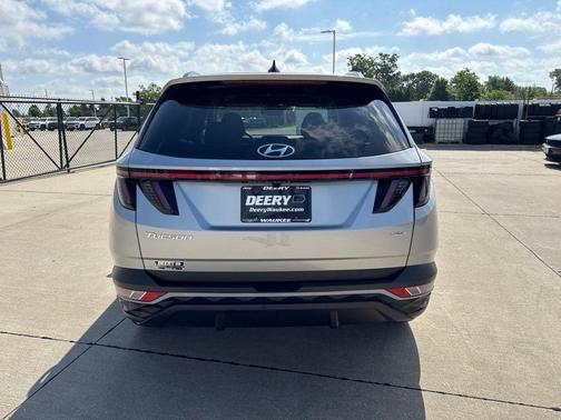 Shimmering Silver 2022 Hyundai TUCSON SEL