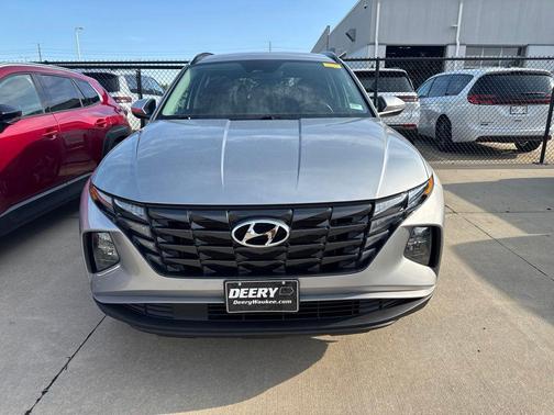 Shimmering Silver 2022 Hyundai TUCSON SEL