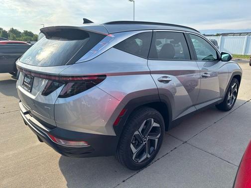 Shimmering Silver 2022 Hyundai TUCSON SEL