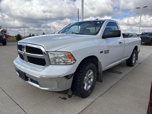 2015 RAM 1500 SLT