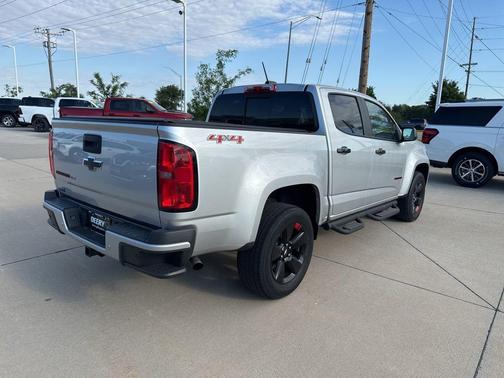 Silver Ice Metallic 2020 Chevrolet Colorado LT