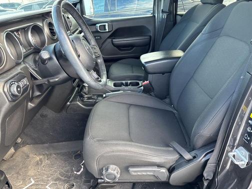 2022 Jeep Wrangler Willys