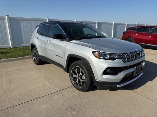 Silver Zynith Metallic Clearcoat 2025 Jeep Compass Limited