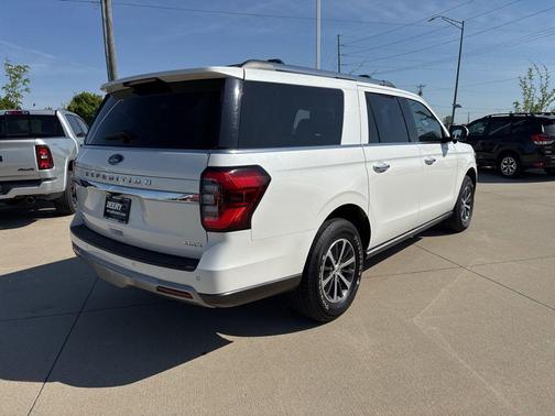 White Metallic 2024 Ford Expedition Limited