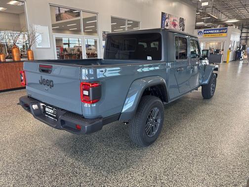 2025 Jeep Gladiator Sport S
