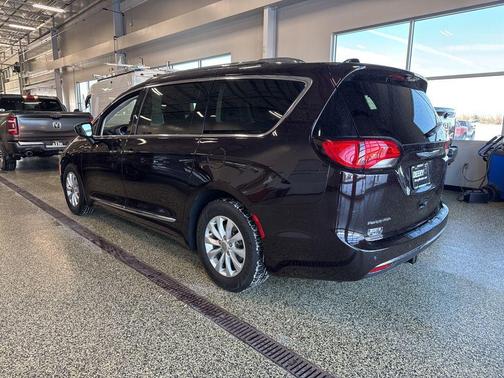 2018 Chrysler Pacifica Touring-L Plus