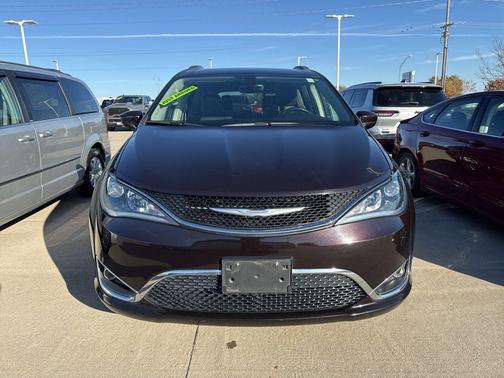 2018 Chrysler Pacifica Touring-L Plus
