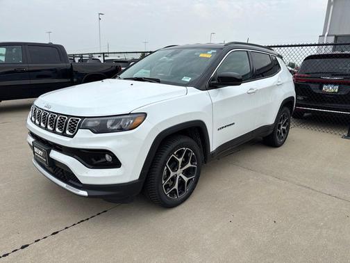 Bright White Clearcoat 2024 Jeep Compass Limited