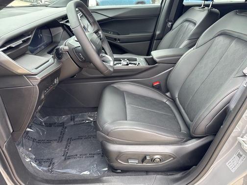 Sting-Gray Clearcoat 2026 Jeep Cherokee Overland