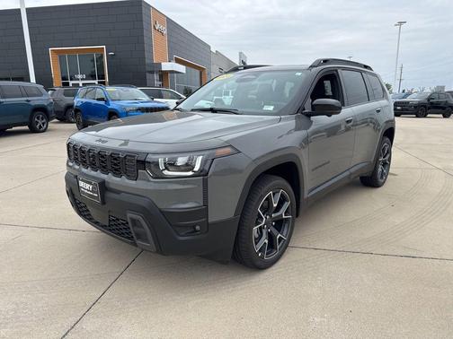 Sting-Gray Clearcoat 2026 Jeep Cherokee Overland