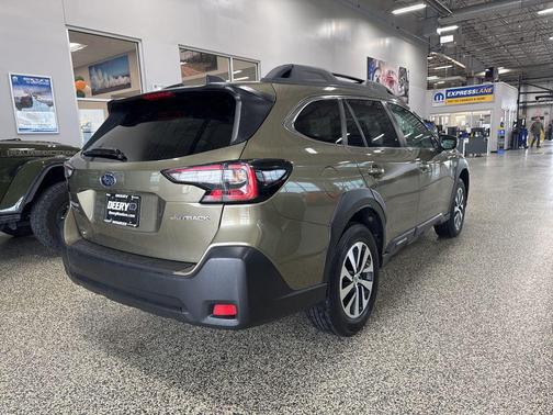 2023 Subaru Outback Premium