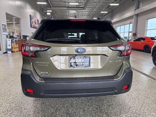 2023 Subaru Outback Premium