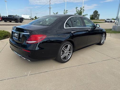 Black 2019 Mercedes-Benz E-Class E 300