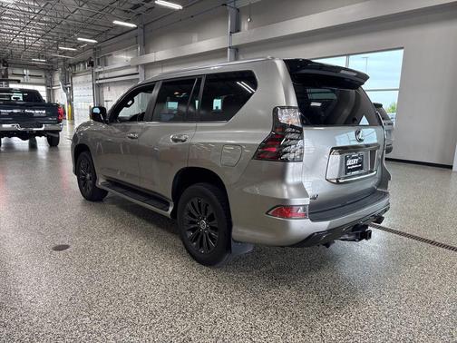 2023 Lexus GX 460 Premium