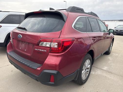2018 Subaru Outback 2.5i Premium