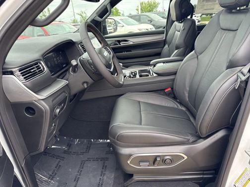 Bright White Clearcoat 2026 Jeep Grand Wagoneer 4x4