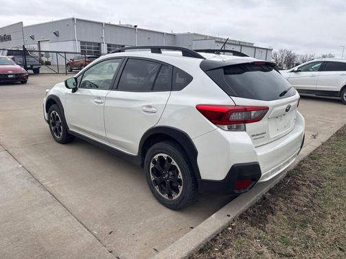 Crystal White Pearl 2023 Subaru Crosstrek Base