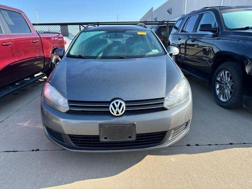 Platinum Gray Metallic 2014 Volkswagen Jetta SportWagen Manual TDI w/Sunroof