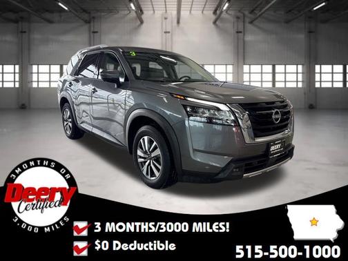 2023 Nissan Pathfinder SL