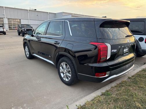 2022 Hyundai PALISADE SE