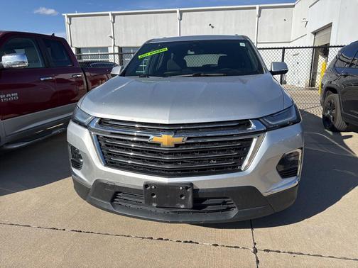 2022 Chevrolet Traverse LT