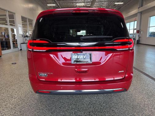 2026 Chrysler Pacifica L