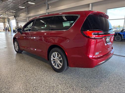 2026 Chrysler Pacifica L