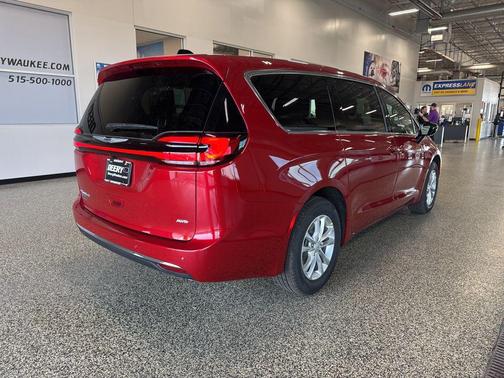 2026 Chrysler Pacifica L