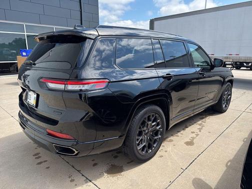 2024 Jeep Grand Cherokee L Summit