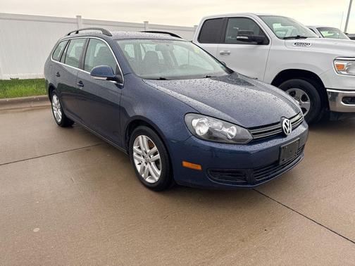 Blue 2014 Volkswagen Jetta SportWagen Manual TDI