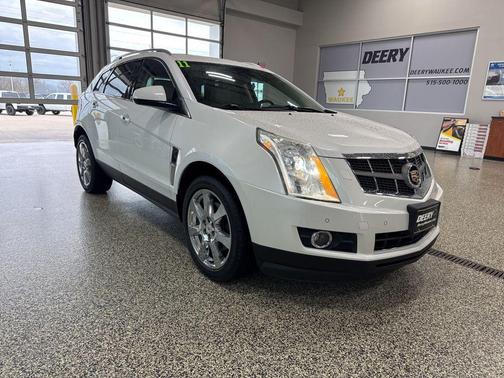 White 2011 Cadillac SRX Performance Collection