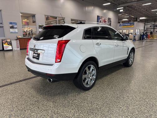 White 2011 Cadillac SRX Performance Collection