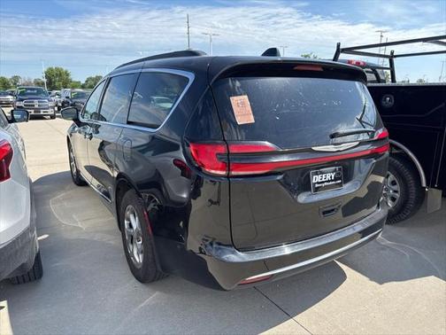 2022 Chrysler Pacifica Limited