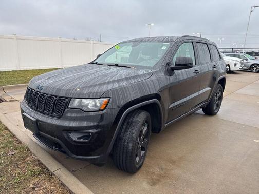 2019 Jeep Grand Cherokee Upland