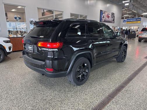 2019 Jeep Grand Cherokee Upland