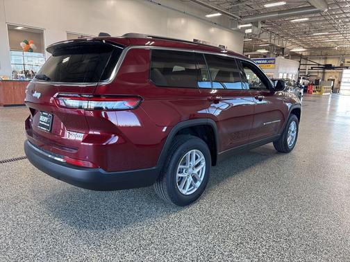 2026 Jeep Grand Cherokee L Laredo