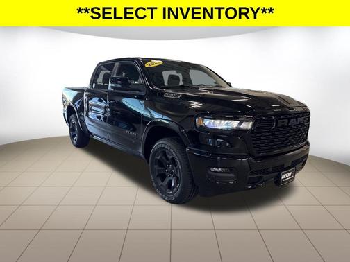 Diamond Black Crystal Pearlcoat 2026 RAM 1500 Big Horn/Lone Star