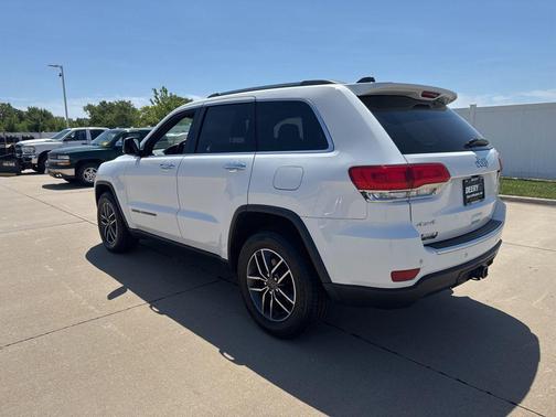 Bright White Clearcoat 2019 Jeep Grand Cherokee Limited