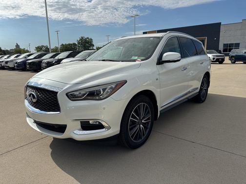 Majestic White 2019 INFINITI QX60 Luxe