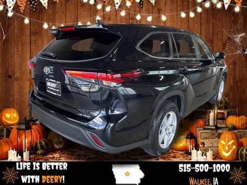 2024 Toyota Highlander LE I4