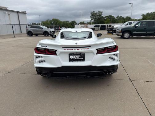 Arctic White 2025 Chevrolet Corvette Stingray w/3LT