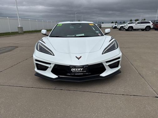 Arctic White 2025 Chevrolet Corvette Stingray w/3LT