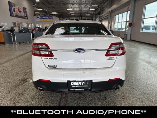 2015 Ford Taurus SEL