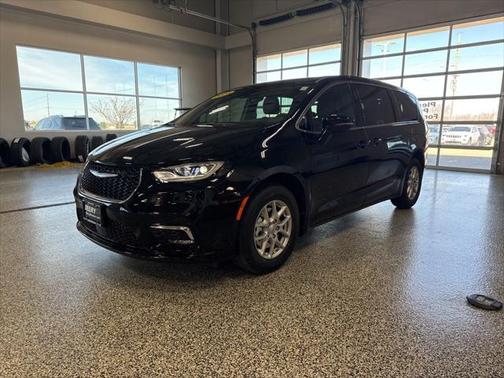 2025 Chrysler Pacifica L