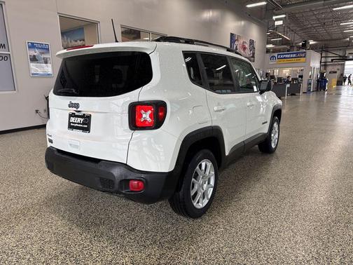 2023 Jeep Renegade Latitude