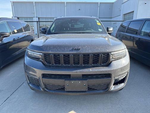 Baltic Gray Metallic Clearcoat 2024 Jeep Grand Cherokee L Limited